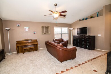 Graythorn Ave (2)