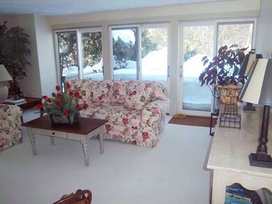 311 Hemlock Cir, Lincoln, MA 01773 - photo 3