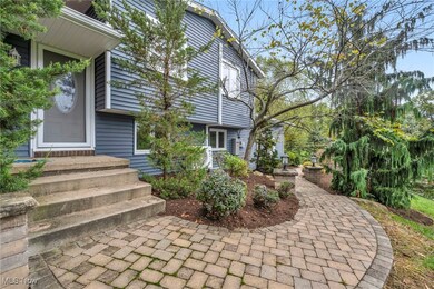 427 Valley Crest Dr, Mogadore, OH 44260 - photo 3