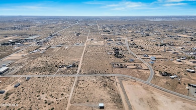 5301 Ch Hunton St, Homestead Meadows North, TX 79938 - photo 4