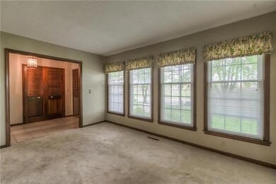 12401 W 99th St, Lenexa, KS 66215 - photo 5