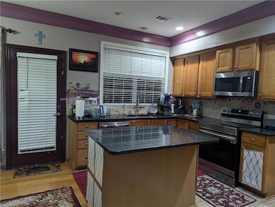 815 Earlham Dr, Suwanee, GA 30024 - photo 7