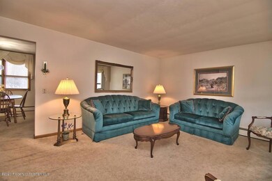 308 Schrader St, Taylor, PA 18517 - photo 5