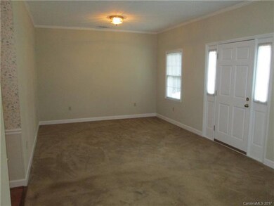812 Davie Ave unit 1, Statesville, NC 28677 - photo 4