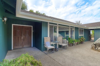 51648 Coyote Ridge Rd, Oakhurst, CA 93644 - photo 7