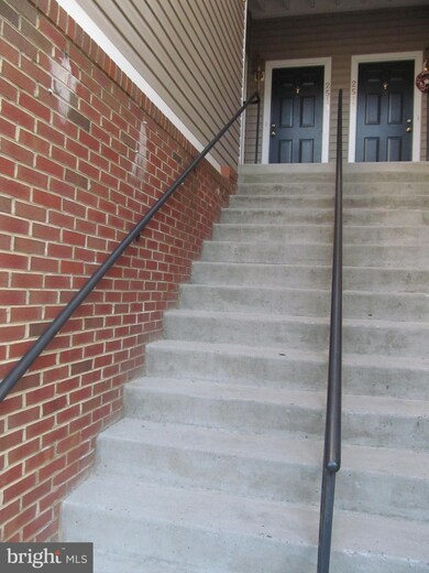 2511 Pascal Place unit 190, Herndon, VA 20171 - photo 2