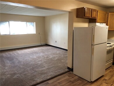 800 Weeden St unit 1A, Pawtucket, RI 02860 - photo 3