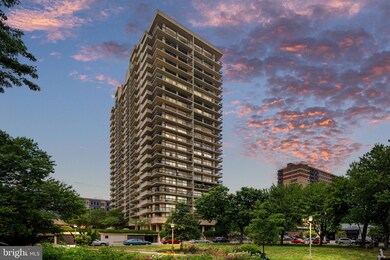 Alexandria House unit 1606, Alexandria, VA 22314 - photo 2