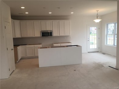 2150 Eagles Landing Dr unit 114, Nazareth, PA 18064 - photo 7