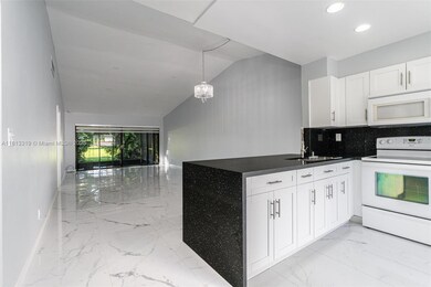 9234 Wedgewood Ln unit D7, Tamarac, FL 33321 - photo 3