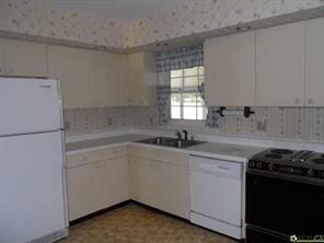 unlisted-address, Columbus, IN 47203 - photo 5