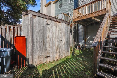 7204 Lost Spring Ct, Lanham, MD 20706 - photo 4