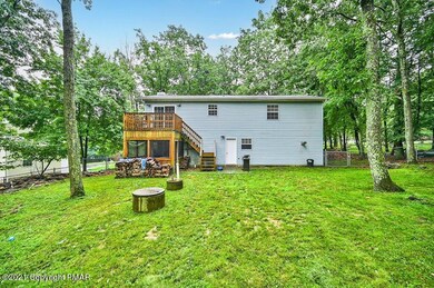 2208 Cramer Rd, Bushkill, PA 18324 - photo 6