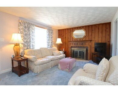 9 Stanton St, Saugus, MA 01906 - photo 2