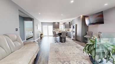 8206 Keeler Ave, Skokie, IL 60076 - photo 5