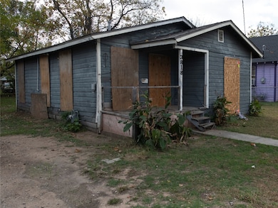 3818 Penelope St, Dallas, TX 75210 - photo 2