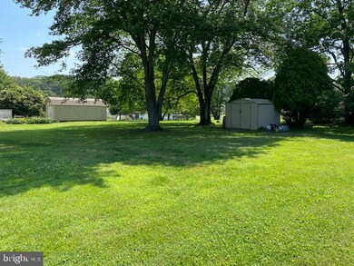 9291 Windsor Dr, La Plata, MD 20646 - photo 4