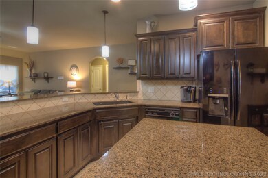 Beautiful Pendant Lights over the Center Island an