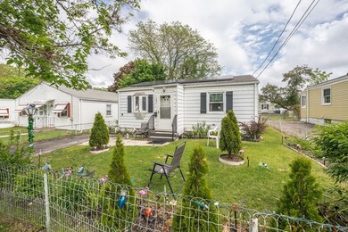 23 Mcbride St, Springfield, MA 01104 - photo 2