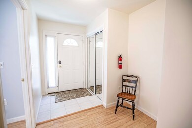 4 Clearwater Ln unit 22, Merrimack, NH 03054 - photo 4