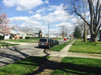 3971 Lynward Rd, Columbus, OH 43228 - photo 2