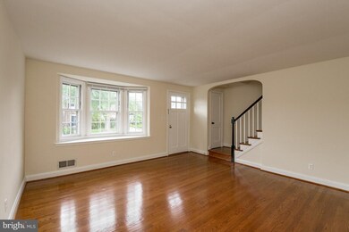 127 Brandon Rd, Baltimore, MD 21212 - photo 2