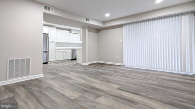 12235 Stevenson Ct unit 12235, Woodbridge, VA 22192 - photo 6