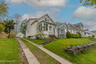 91 Pinewood Ave, Albany, NY 12208 - photo 2