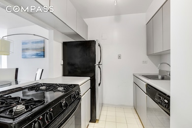 The Kingsley unit 607, New York, NY 10021 - photo 5
