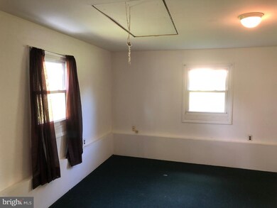 18 Peach Dr, Boyertown, PA 19512 - photo 6