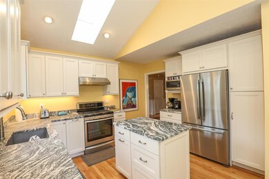 1 Muirfield Rd, Bedford, NH 03110 - photo 7