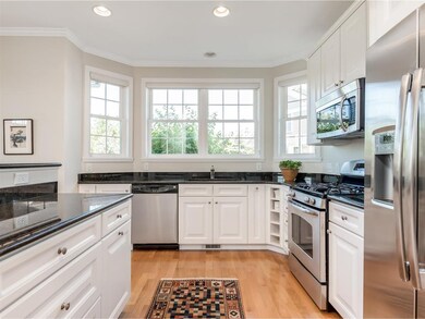 133 Aspen Cir unit 34, Shelburne, VT 05482 - photo 6