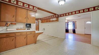 1019 E Milam St, Ennis, TX 75119 - photo 7