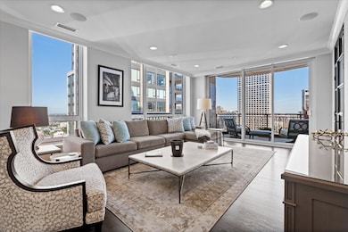 Ten East Delaware unit 28E, Chicago, IL 60611 - photo 5