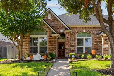 8523 River Cliff Ln, Houston, TX 77095 - photo 2