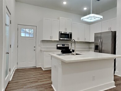 7327 England St unit A, Houston, TX 77021 - photo 6