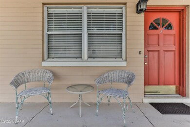 506 University Blvd _2-5