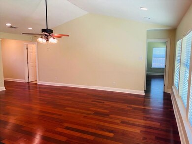 Den Area