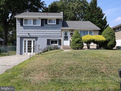 1438 Doris Rd, Abington, PA 19001 - photo 3