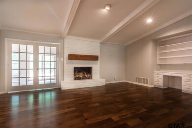 4901 4901 Trenton Dr, Tyler, TX 75703 - photo 5