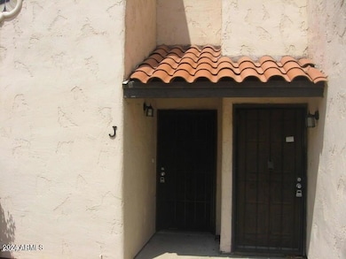 4747 N 14th St unit J, Phoenix, AZ 85014 - photo 2