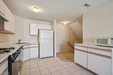 51 Guisborough Way, Edison, NJ 08820 - photo 3