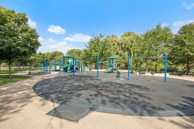 2242 W Lawrence Ave unit 201, Chicago, IL 60625 - photo 3