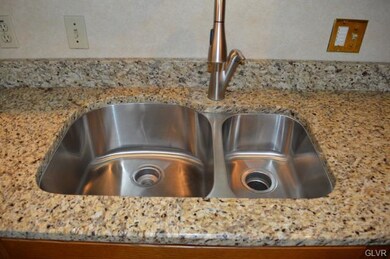 1940 Schadt Ave, Whitehall, PA 18052 - photo 4