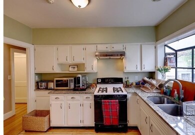 16 Grotto Ave unit 3, Providence, RI 02906 - photo 4