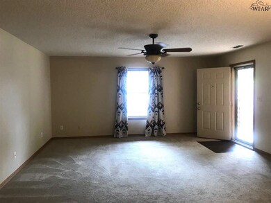 1505 Malcolm Ln, Wichita Falls, TX 76302 - photo 3