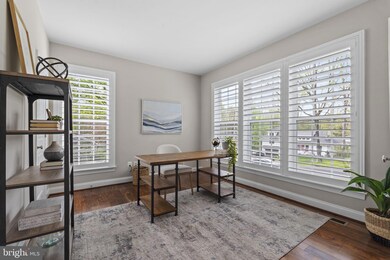 8620 Janet Ln, Vienna, VA 22180 - photo 7