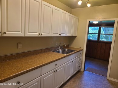 6043 Hyram Ave, Jacksonville, FL 32210 - photo 4