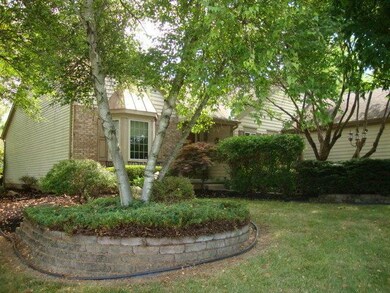 500 Durbin Rd, Columbus, OH 43213 - photo 2