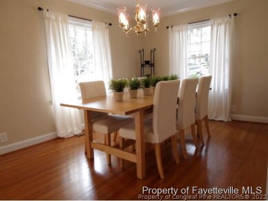 306 Dunbar Dr, Fayetteville, NC 28303 - photo 6